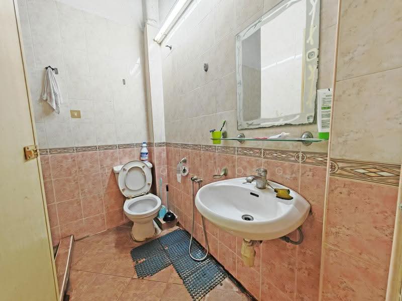 2-storey Terraced House for Sale in Taman Bukit Angsana (Cheras) - Eason Wong - Bathroom - PropertyGuru.com.my