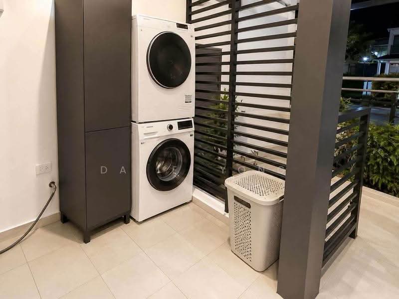 Rumah Teres 3-Tingkat untuk Dijual di Bandar Seri Alam (Masai) - Daniel Yong - PropertyGuru.com.my