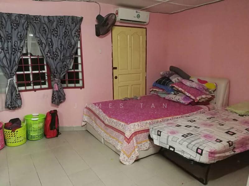 Rumah Teres 2-Tingkat untuk Dijual di Taman Sri Rampai (Wangsa Maju) - James Tan - Bedroom - PropertyGuru.com.my