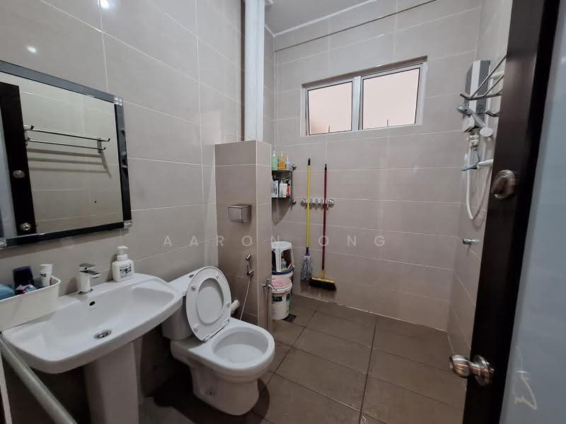 Kondominium untuk Dijual di Sri Lojing Condominiums - Aaron Ong - Bathroom - PropertyGuru.com.my