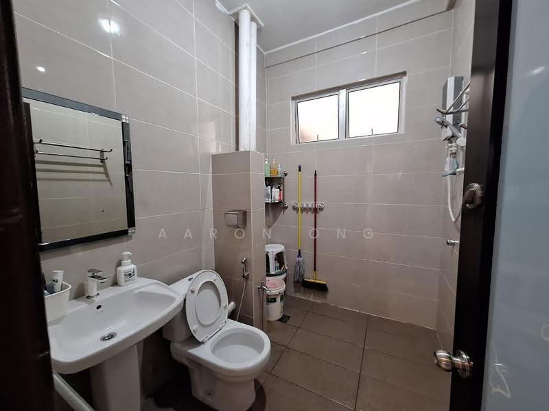 Kondominium untuk Dijual di Sri Lojing Condominiums - Aaron Ong - Bathroom - PropertyGuru.com.my