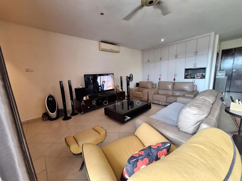 Kondominium untuk Dijual di Sri Lojing Condominiums - Aaron Ong - Living Room - PropertyGuru.com.my
