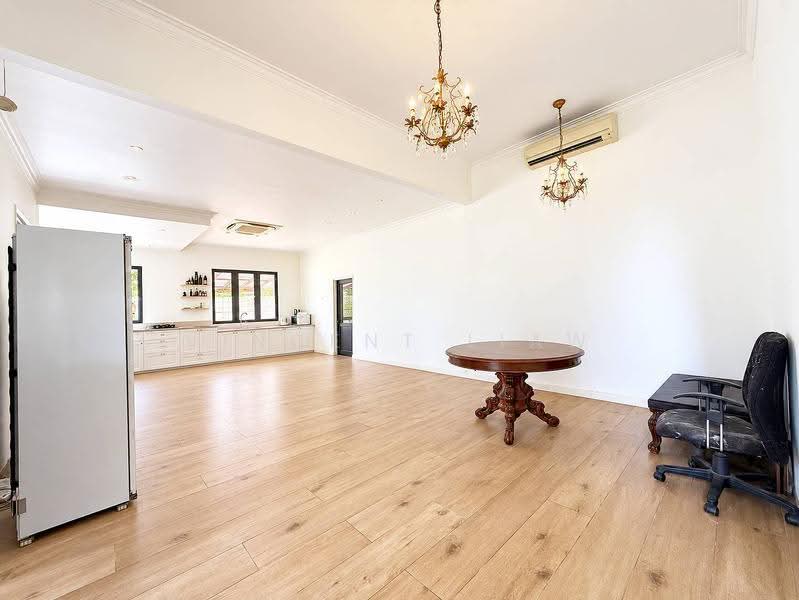 Bungalow House for Sale in Laman Ara (Petaling Jaya) - Vincent Liaw - Kitchen - PropertyGuru.com.my