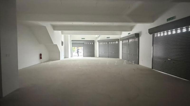 Shop / Office for Rent in Bandar Serenia (Dengkil) - Izzaza Izzati - Exterior - PropertyGuru.com.my