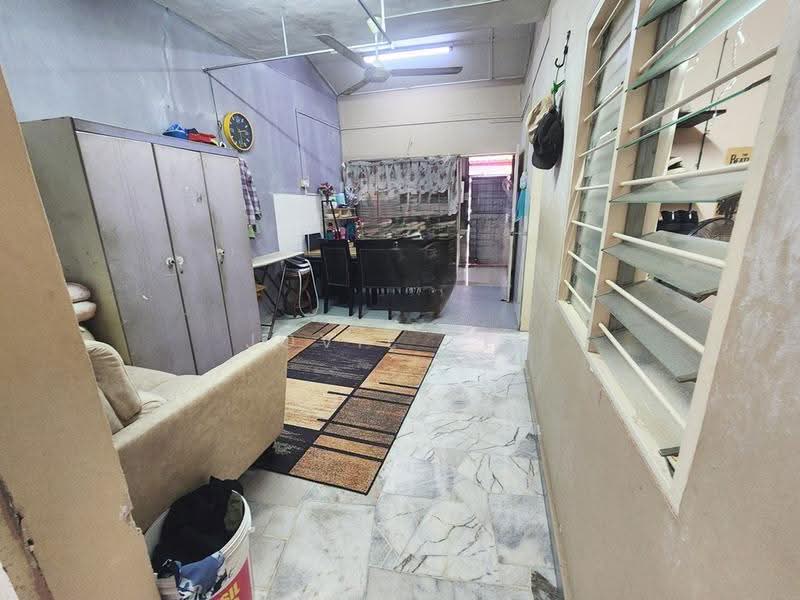 Rumah Teres 1-Tingkat untuk Dijual di Taman Kajang Mewah (Kajang) - Jovie Lee - Living Room - PropertyGuru.com.my