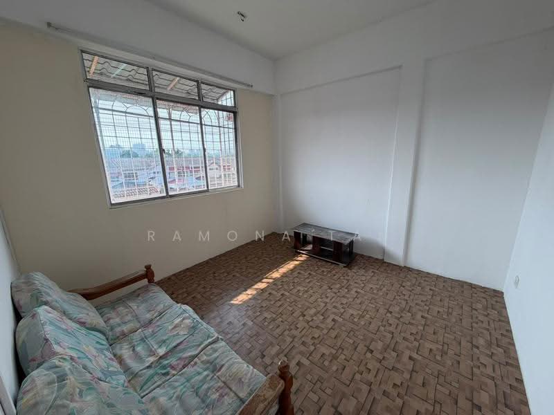 Flat for Sale at Malim Apartment - Ramona Tan - Living Room - PropertyGuru.com.my