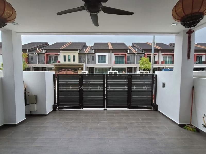 Rumah Teres 2-Tingkat untuk Dijual di Bukit Raja (Selangor) - Clement Yew - Exterior - PropertyGuru.com.my