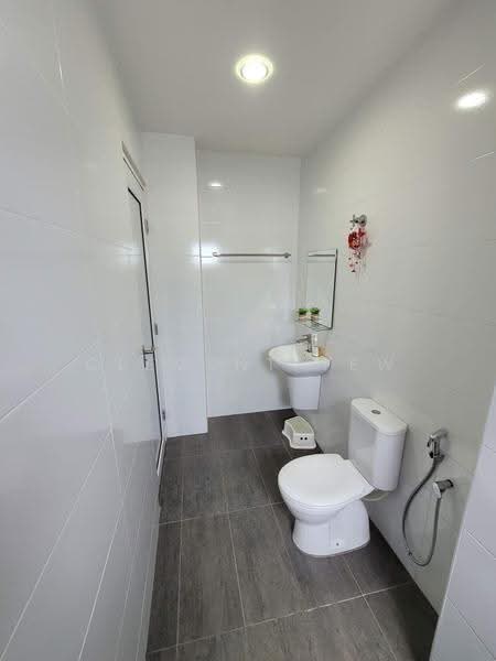 Rumah Teres 2-Tingkat untuk Dijual di Bukit Raja (Selangor) - Clement Yew - Bathroom - PropertyGuru.com.my