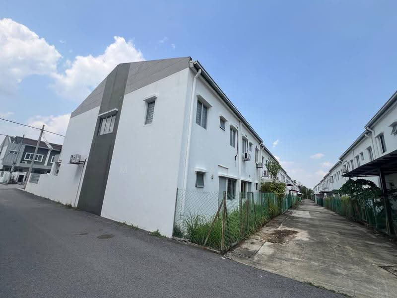 Rumah Teres 2-Tingkat untuk Dijual di Kuala Selangor (Selangor) - Muz Hafiz - Exterior - PropertyGuru.com.my