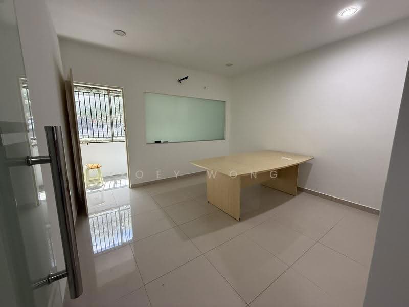Shop for Rent in SS2 (Petaling Jaya) - Joey Wong - Interior - PropertyGuru.com.my