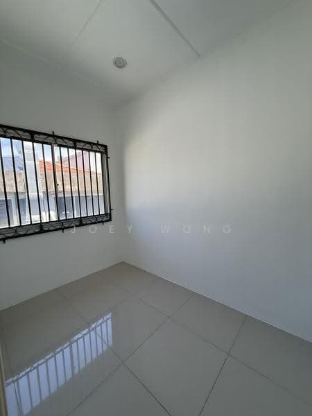 Shop for Rent in SS2 (Petaling Jaya) - Joey Wong - Interior - PropertyGuru.com.my