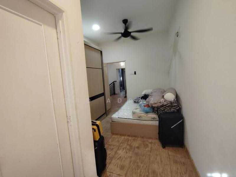 Rumah Teres 2-Tingkat untuk Dijual di Bukit Bandaraya (Shah Alam) - Mohd Adryzam - PropertyGuru.com.my