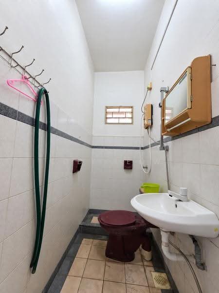 2-storey Terraced House for Sale in Taman Asean (Balai Panjang) - Eddy Leow - Bathroom - PropertyGuru.com.my