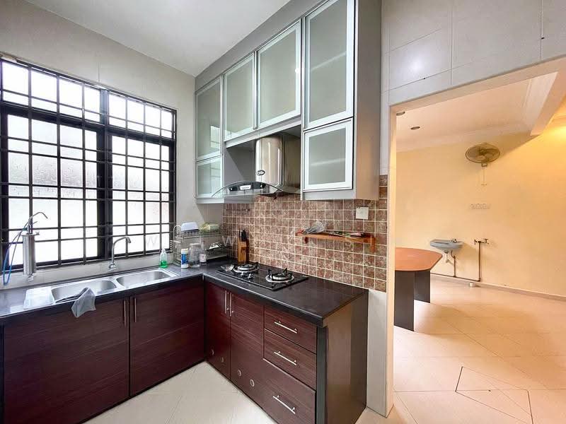 2-storey Terraced House for Sale in Desa Ria (Sungai Ara) - Welwits Sim - Kitchen - PropertyGuru.com.my