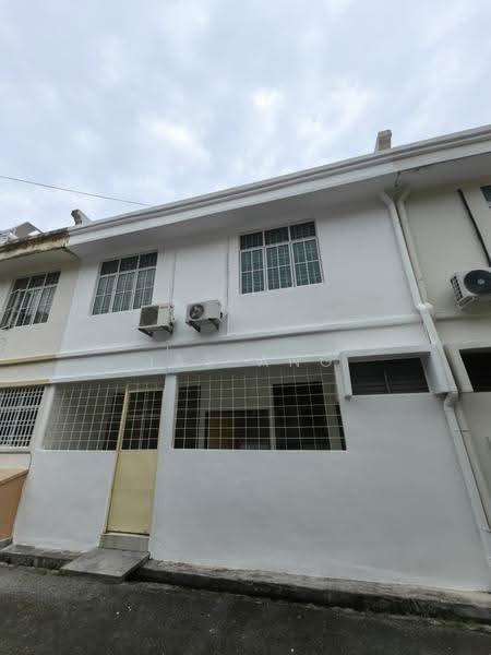 Rumah Berkembar untuk Dijual di Desa Ria (Sungai Ara) - Jas Ang - PropertyGuru.com.my