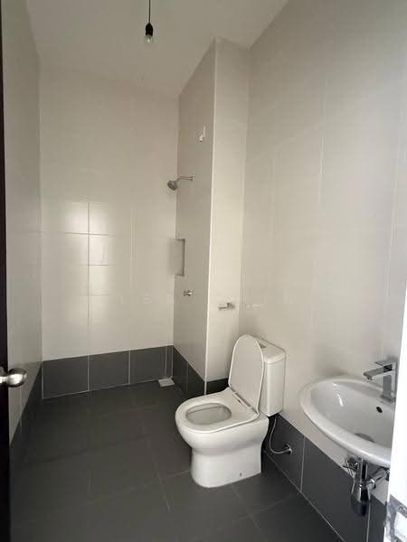 Rumah Teres 2-Tingkat untuk Dijual di Eco Botanic (Iskandar Puteri (Nusajaya)) - ILSA CHIN - Bathroom - PropertyGuru.com.my