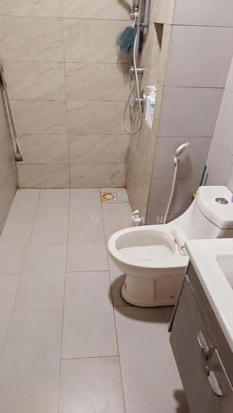 Condominium for Sale at The Holmes 2 - Jim Tan - Bathroom - PropertyGuru.com.my