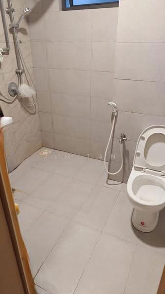 Condominium for Sale at The Holmes 2 - Jim Tan - Bathroom - PropertyGuru.com.my