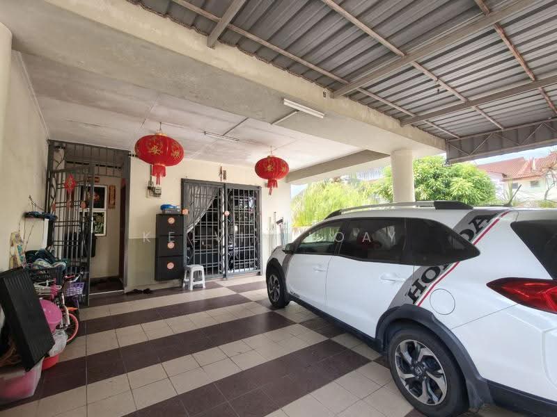Rumah Teres 2-Tingkat untuk Dijual di Taman Bestari Indah (Ulu Tiram) - Kelvin Koay - Exterior - PropertyGuru.com.my