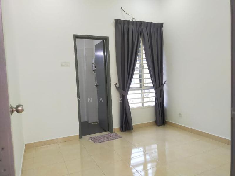 Rumah Teres 2-Tingkat untuk Disewa di Seremban 2 (Negeri Sembilan) - Hana Zaini - Bathroom - PropertyGuru.com.my