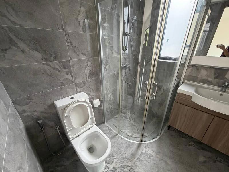 Rumah Kluster untuk Dijual di Forest City (Gelang Patah) - Vincent Lai - Bathroom - PropertyGuru.com.my