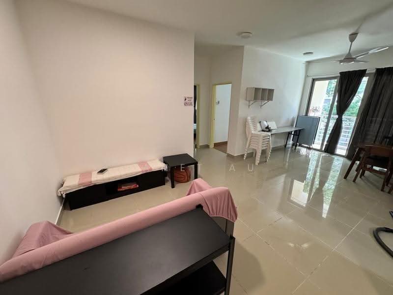 Kediaman Servis untuk Dijual di Garden @ One South - Janet Au - Living Room - PropertyGuru.com.my