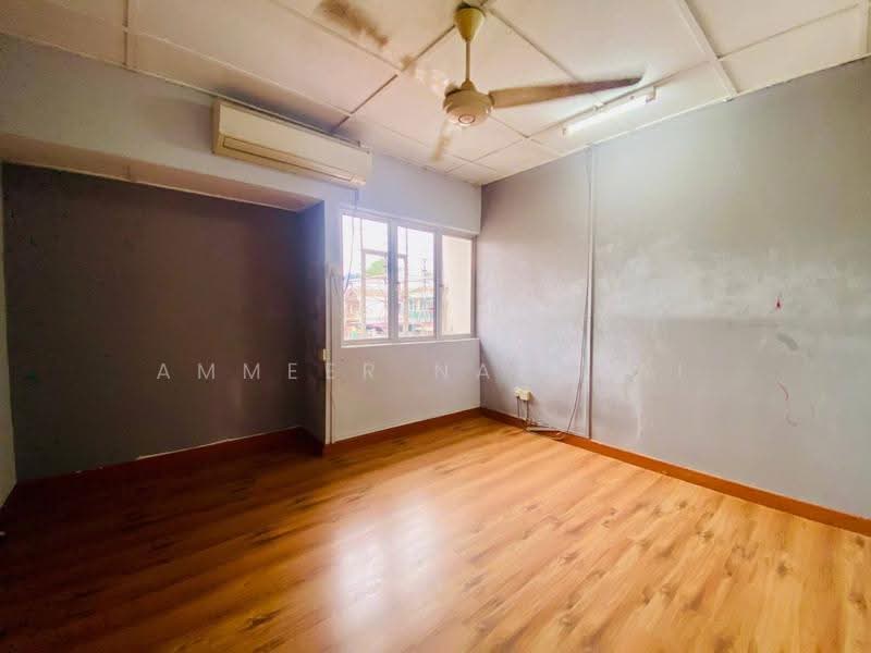 2-storey Terraced House for Sale in Ampang Jaya (Ampang) - Ammeer Nadzrai - Interior - PropertyGuru.com.my