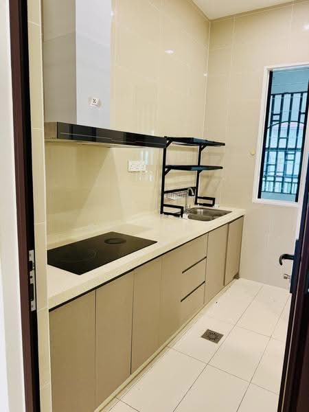Condominium for Rent at Isle of Kamares - GG Wong - Kitchen - PropertyGuru.com.my