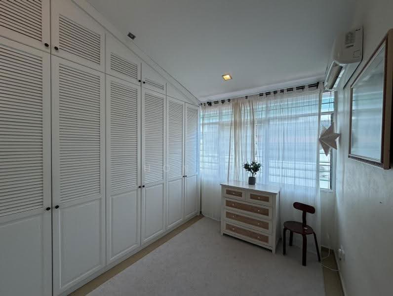 Terraced House for Sale in Island Glades (Jelutong) - Hong . - Bedroom - PropertyGuru.com.my