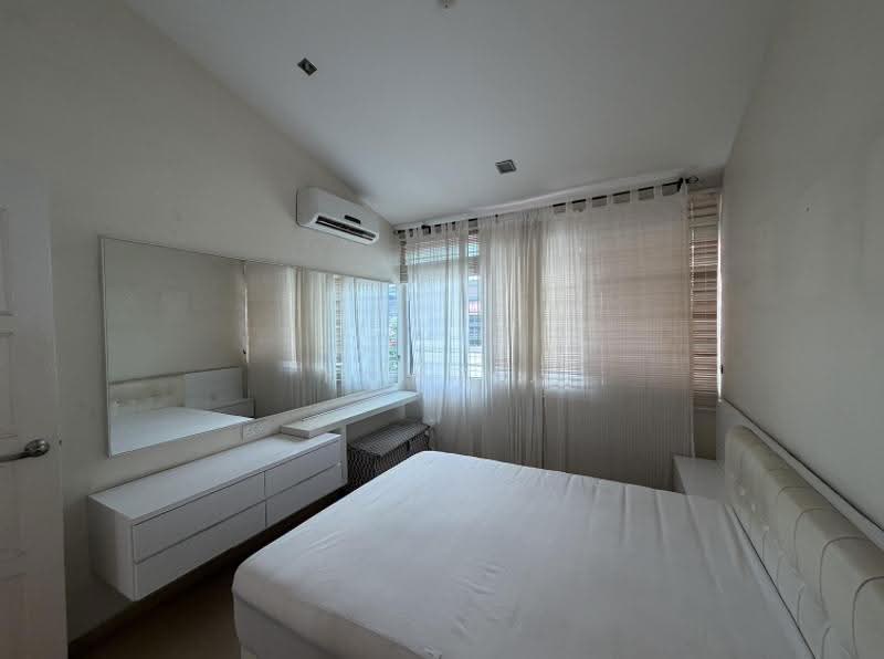 Terraced House for Sale in Island Glades (Jelutong) - Hong . - PropertyGuru.com.my