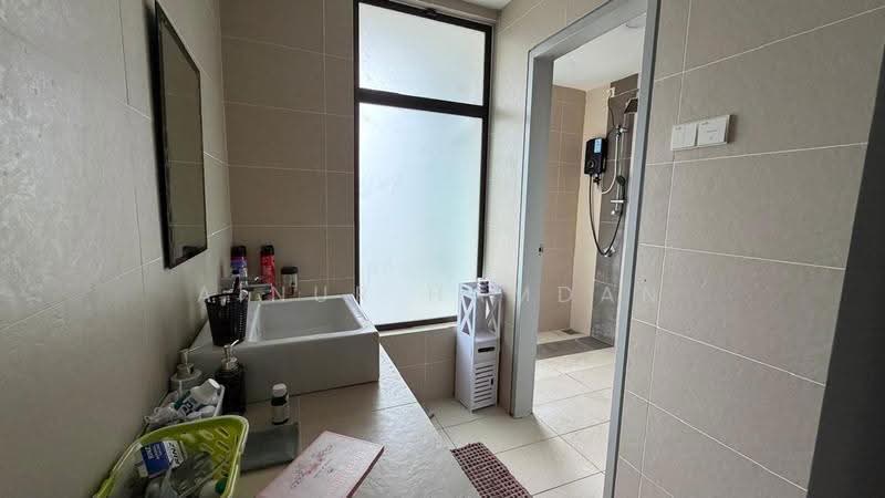 2-storey Terraced House for Sale in Seremban (Negeri Sembilan) - AINUR HAMDAN - Bathroom - PropertyGuru.com.my