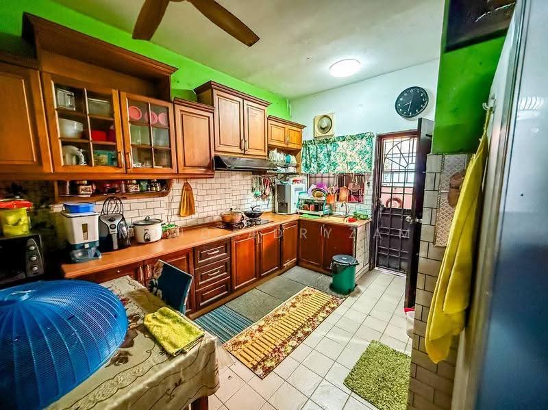 Rumah Teres 2-Tingkat untuk Dijual di Desa Latania (Shah Alam) - Mohd Adryzam - PropertyGuru.com.my