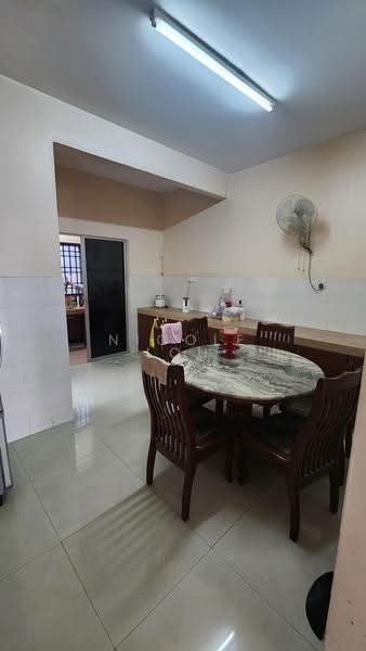 2.5-storey Terraced House for Sale in Serdang (Seri Kembangan) - Nicole Loh - Kitchen - PropertyGuru.com.my