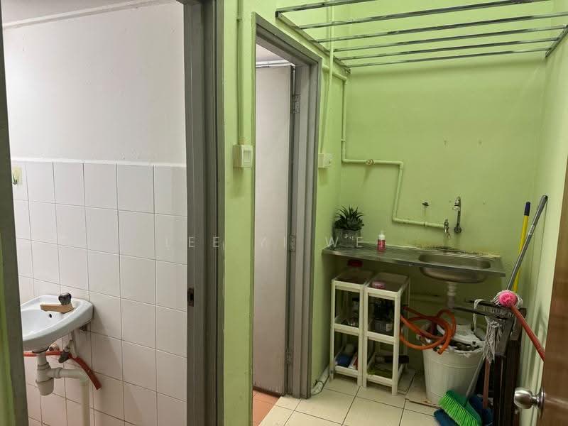 Kedai / Pejabat untuk Disewa di Kepong (Kuala Lumpur) - Lee Yi Wei - Bathroom - PropertyGuru.com.my