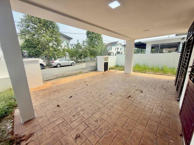 Rumah Berkembar untuk Dijual di Bandar Tasik Kesuma (Beranang) - Maizura binti Mohd Darus - Exterior - PropertyGuru.com.my