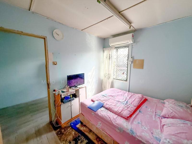 2-storey Terraced House for Sale in Seksyen 18 (Shah Alam) - Mohd Adryzam - PropertyGuru.com.my