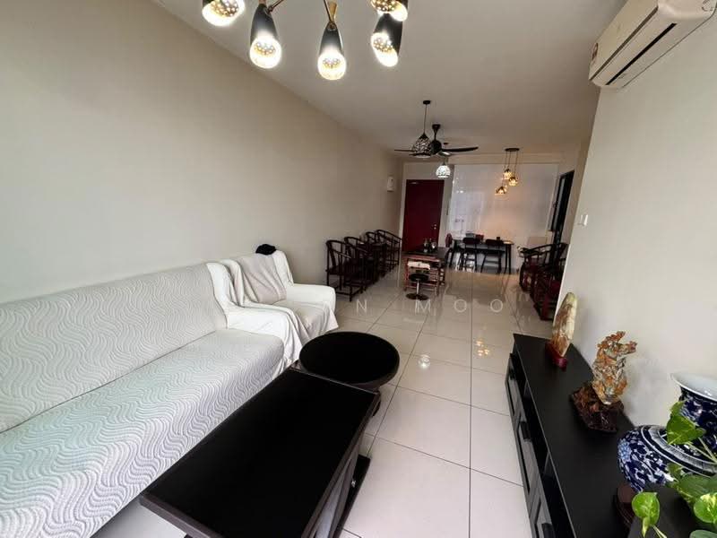 Service Residence for Sale at KL Traders Square - Welson Moo - Living Room - PropertyGuru.com.my