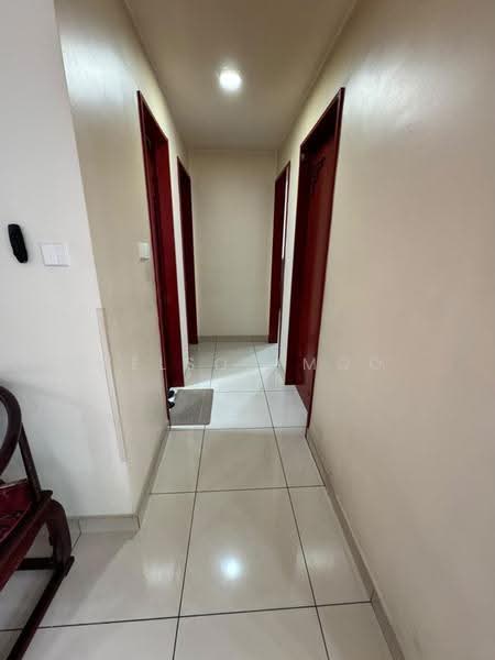 Service Residence for Sale at KL Traders Square - Welson Moo - Corridor - PropertyGuru.com.my