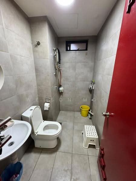 Service Residence for Sale at KL Traders Square - Welson Moo - Bathroom - PropertyGuru.com.my