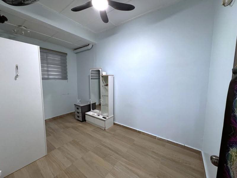 Rumah Teres 1-Tingkat untuk Dijual di Taman Pelangi Indah (Ulu Tiram) - Karl Lim - Bedroom - PropertyGuru.com.my