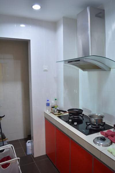 Condominium for Sale at Atmosfera Kondominium - Steven Tan - Kitchen - PropertyGuru.com.my