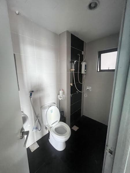 Service Residence for Sale at Amaya Maluri - Tobey G - Bathroom - PropertyGuru.com.my