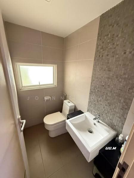 Rumah Berkembar untuk Dijual di Bandar Botanic (Klang) - Joanne Pua - Bathroom - PropertyGuru.com.my