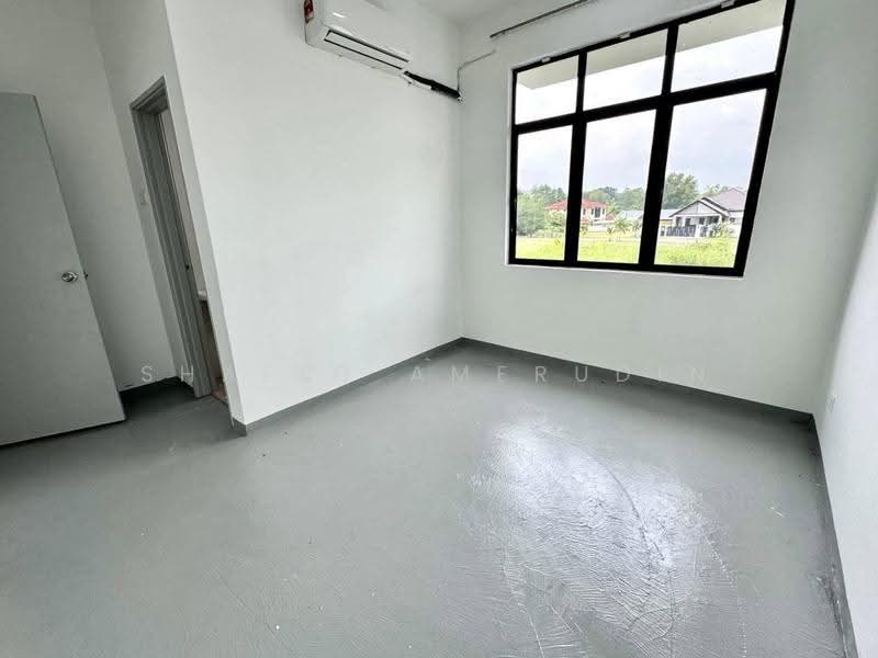 Rumah Berkembar untuk Dijual di Bandar Tasik Kesuma (Beranang) - Shafiq Amerudin - Interior - PropertyGuru.com.my
