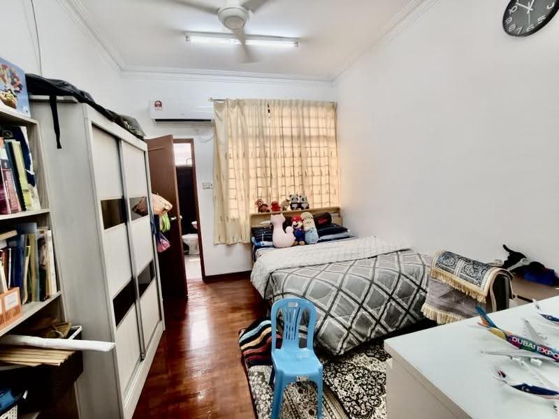 Rumah Teres 2-Tingkat untuk Dijual di Taman Perling (Perling) - Janice . - Bedroom - PropertyGuru.com.my