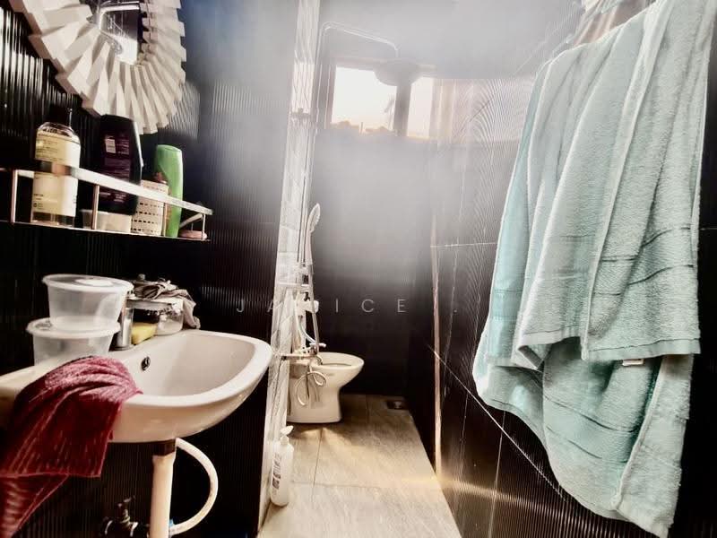 Rumah Teres 2-Tingkat untuk Dijual di Taman Perling (Perling) - Janice . - PropertyGuru.com.my