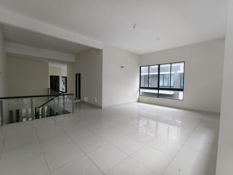 Rumah Berkembar untuk Dijual di Taman Bayu Puteri (Johor Bahru) - Shirley Pang - Living Room - PropertyGuru.com.my
