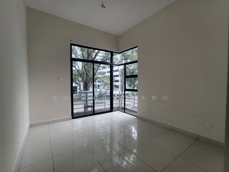 Rumah Berkembar untuk Dijual di Taman Bayu Puteri (Johor Bahru) - Shirley Pang - Living Room - PropertyGuru.com.my