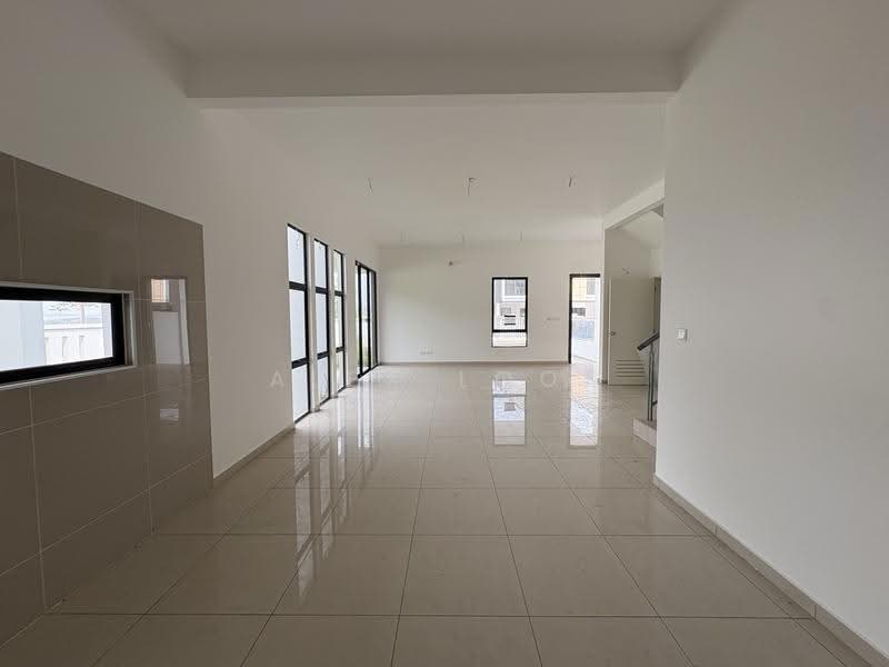 Rumah Teres untuk Dijual di Taman Desa Tebrau (Tebrau) - Alex Looi - Living Room - PropertyGuru.com.my