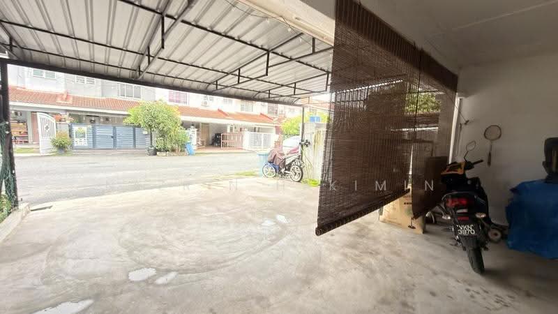 2-storey Terraced House for Sale in Bandar Saujana Putra (Tanjong Duabelas) - Nazrin Hakimin - PropertyGuru.com.my